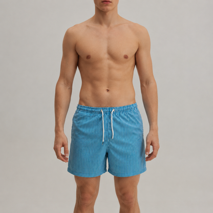 Blau-weiß gestreifte Badeshorts