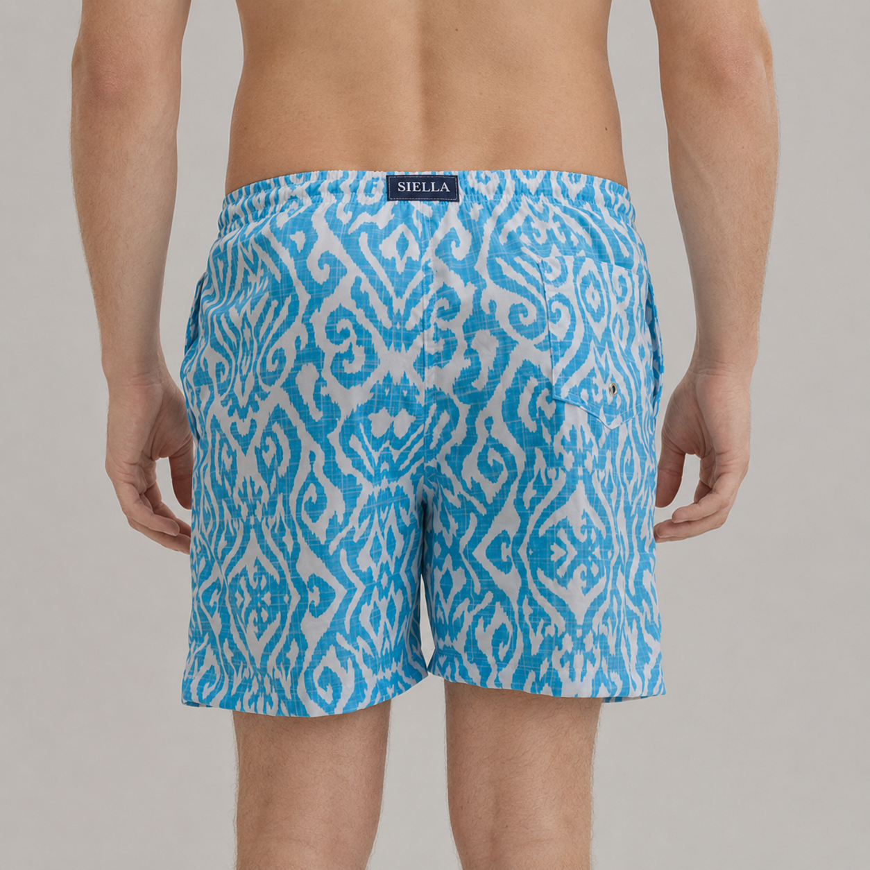 Blaue Mosaik-Badeshorts